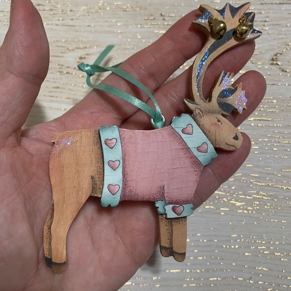 Alaska caribou reindeer wood ornament Mary Harper - Picture 11 of 12